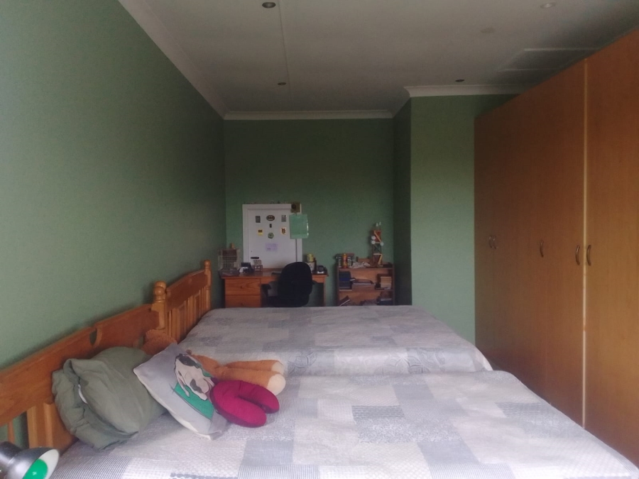 To Let 3 Bedroom Property for Rent in Selborne Eastern Cape